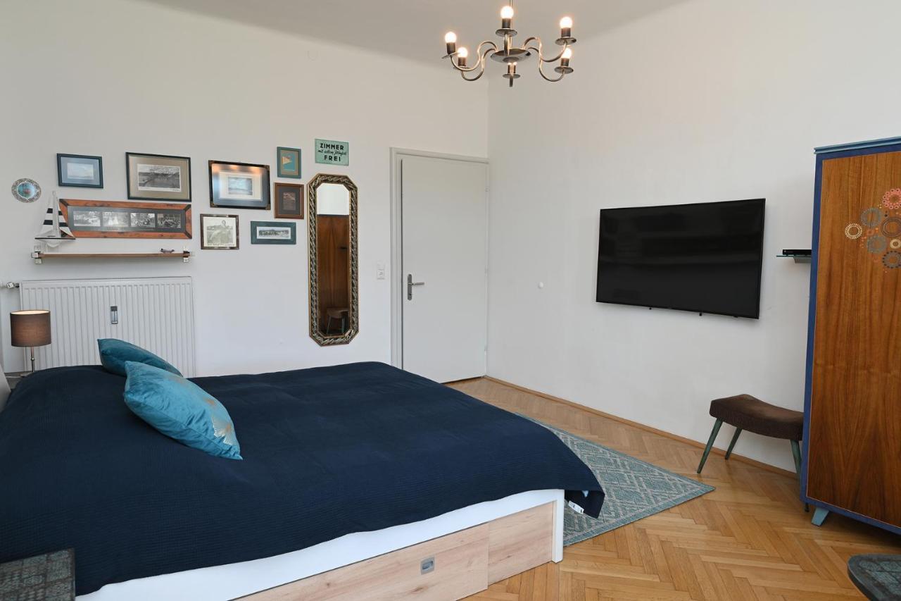 Das Karawankenplatz! Haus Der Geschenke-Carinthia Apartment Velden am Woerthersee Ngoại thất bức ảnh