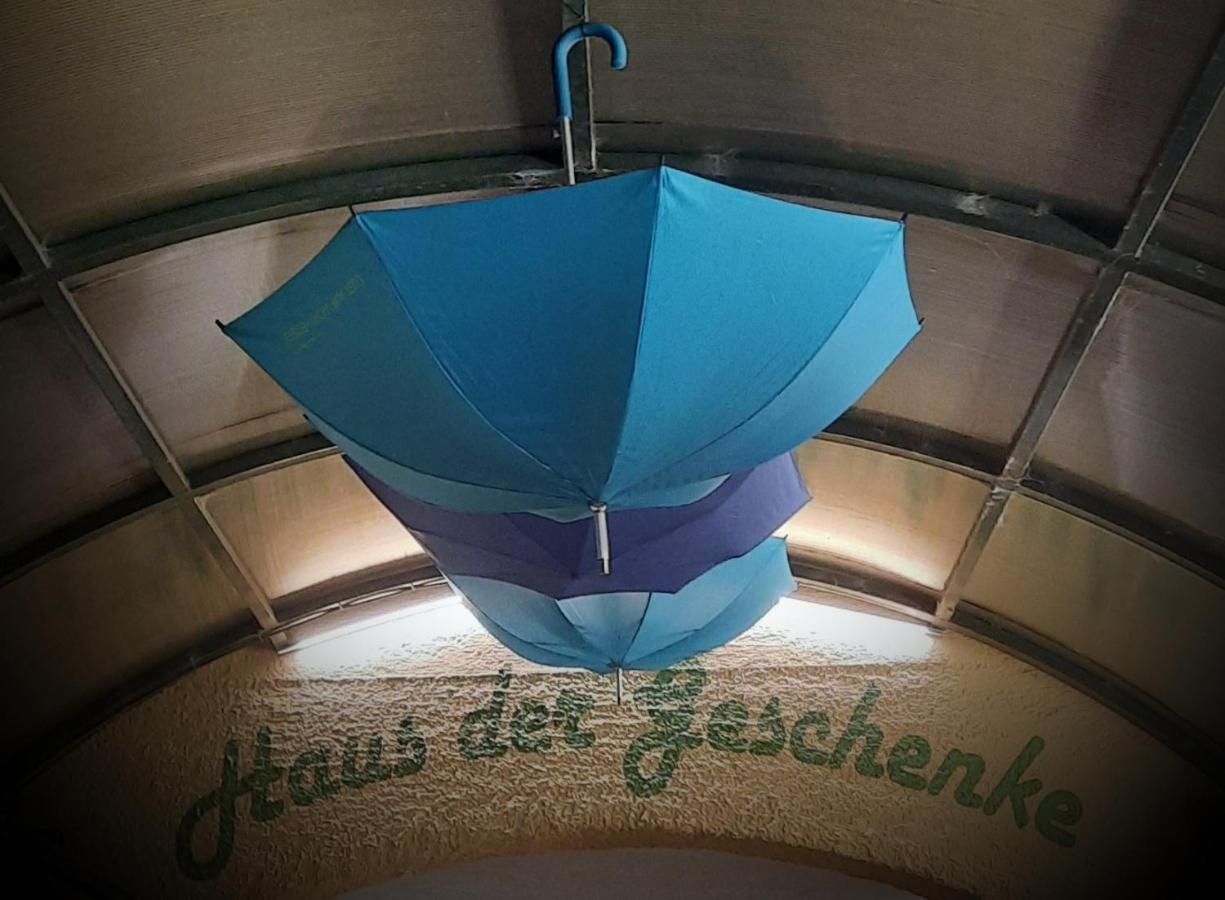 Das Karawankenplatz! Haus Der Geschenke-Carinthia Apartment Velden am Woerthersee Ngoại thất bức ảnh